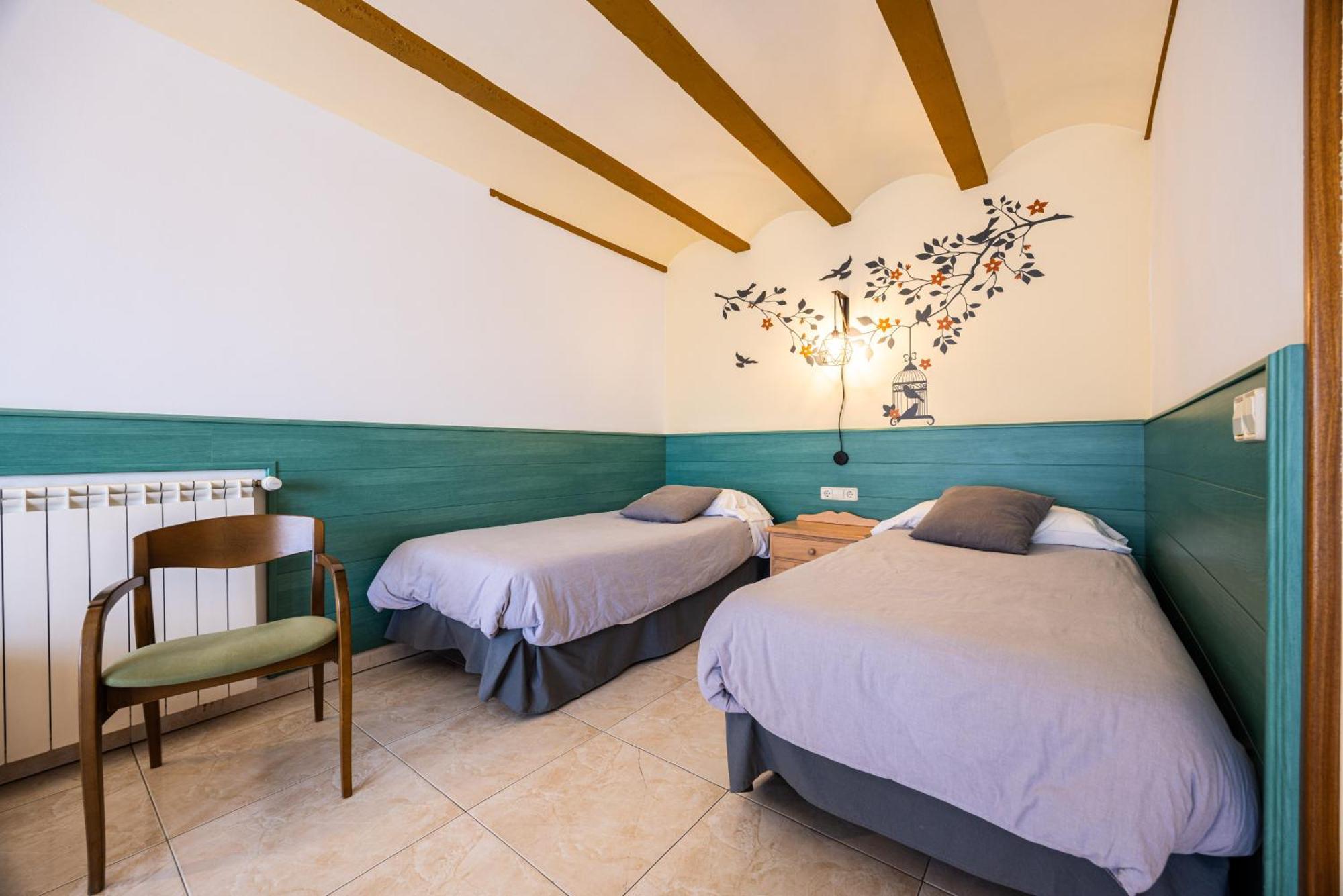 Aparthotel Les Corts Llivia Buitenkant foto